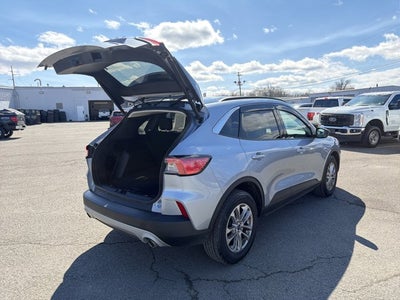 2022 Ford Escape Hybrid SE