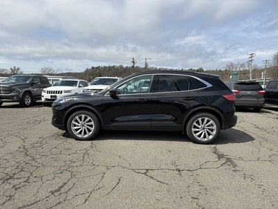 2022 Ford Escape Titanium