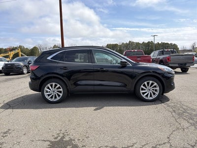 2022 Ford Escape Titanium