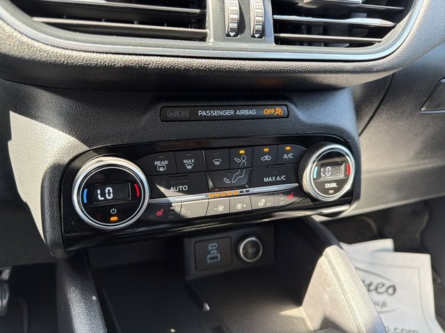 2021 Ford Escape Titanium