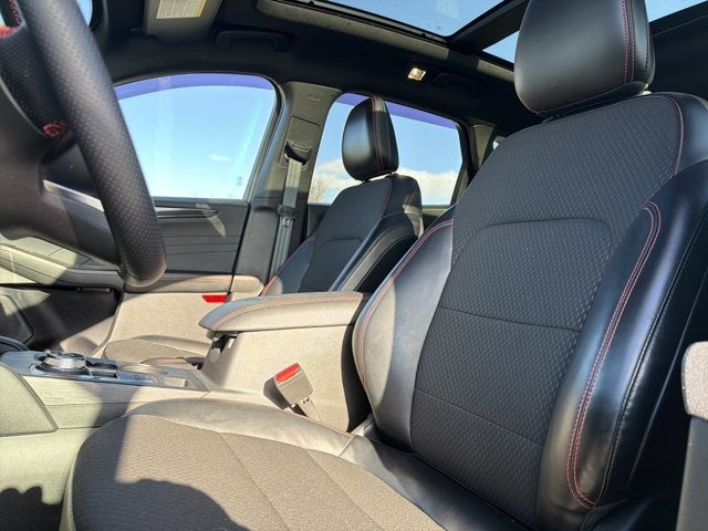 2024 Ford Escape ST-Line Select