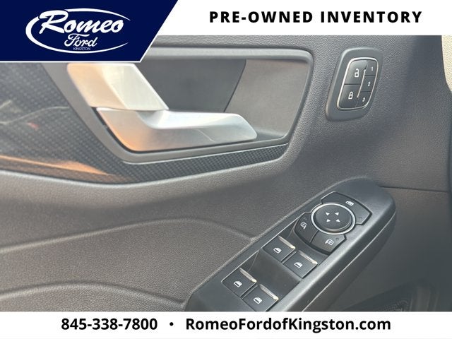 2023 Ford Escape ST-Line Select