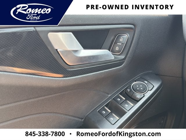 2025 Ford Escape ST-Line Select