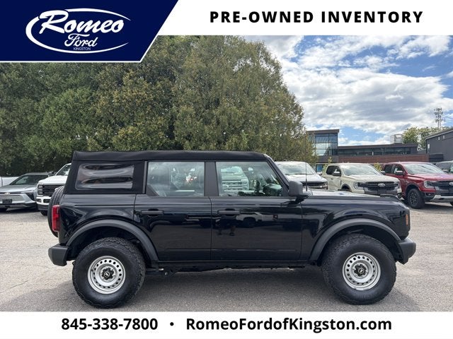 2023 Ford Bronco Base