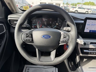 2022 Ford Explorer Base