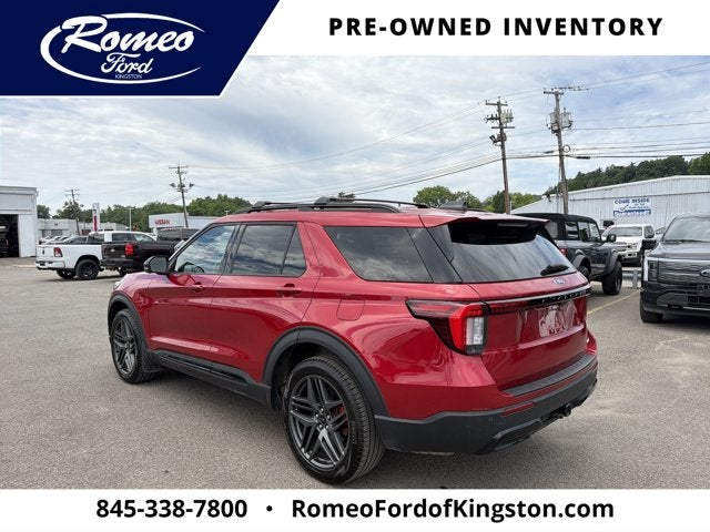2025 Ford Explorer ST-Line