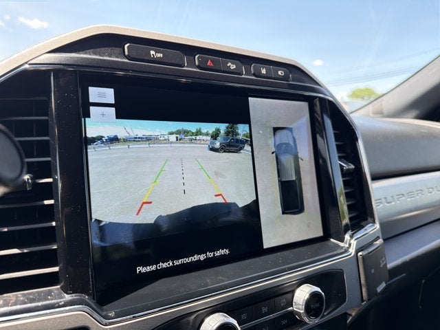 2022 Ford F-350SD Lariat