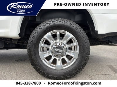2022 Ford F-350SD Limited