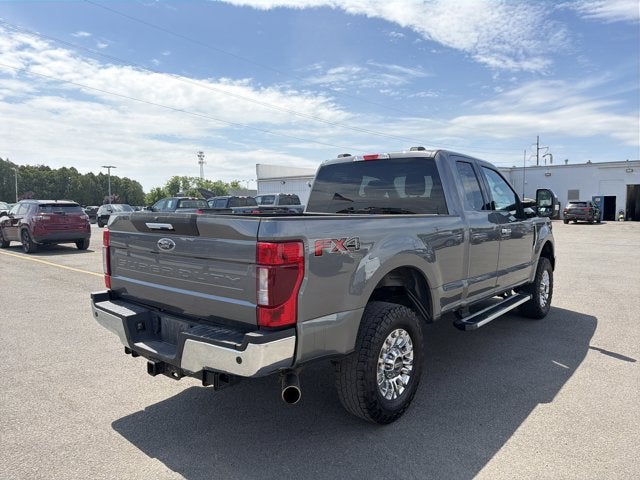 2022 Ford F-350SD XLT