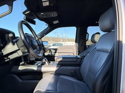 2023 Ford F-150 Lightning Lariat