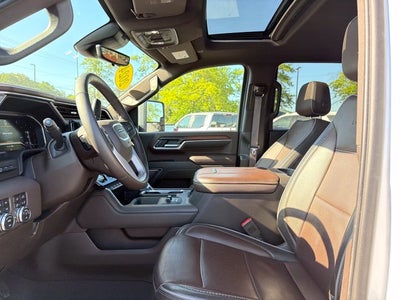 2024 GMC Sierra 2500HD Denali