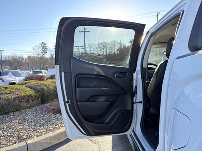 2022 GMC Canyon AT4 w/Leather