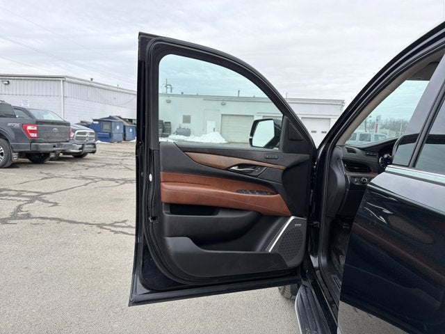 2020 Cadillac Escalade Luxury