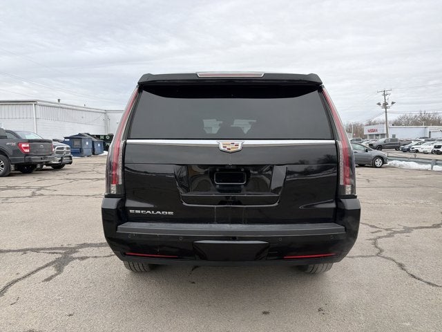 2020 Cadillac Escalade Luxury