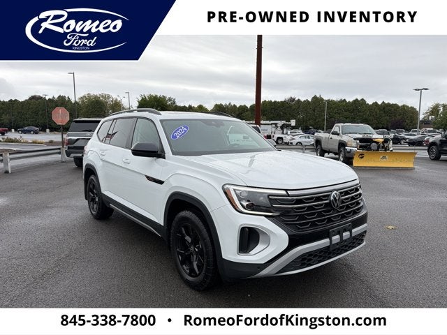 2024 Volkswagen Atlas 2.0T Peak Edition SE w/Technology
