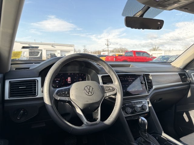2023 Volkswagen Atlas 3.6L V6 SE w/Technology