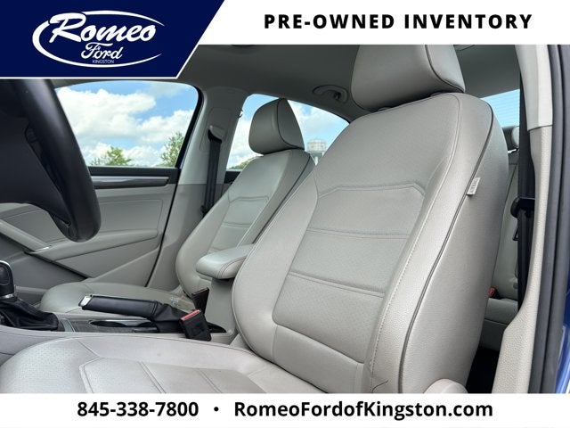 2017 Volkswagen Passat 1.8T SE