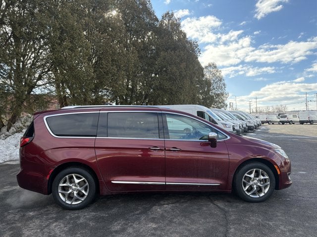 2017 Chrysler Pacifica Limited