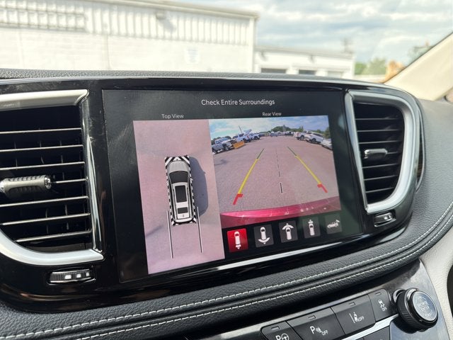 2023 Chrysler Pacifica Hybrid Limited