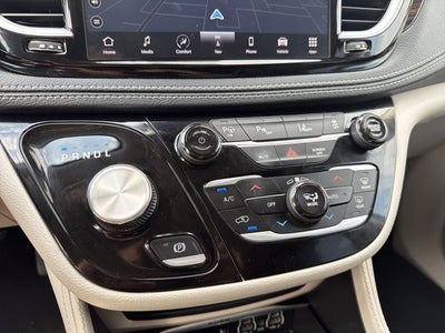 2023 Chrysler Pacifica Hybrid Limited