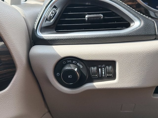 2023 Chrysler Pacifica Hybrid Limited
