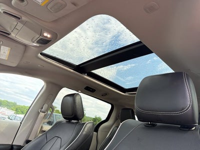 2023 Chrysler Pacifica Hybrid Limited