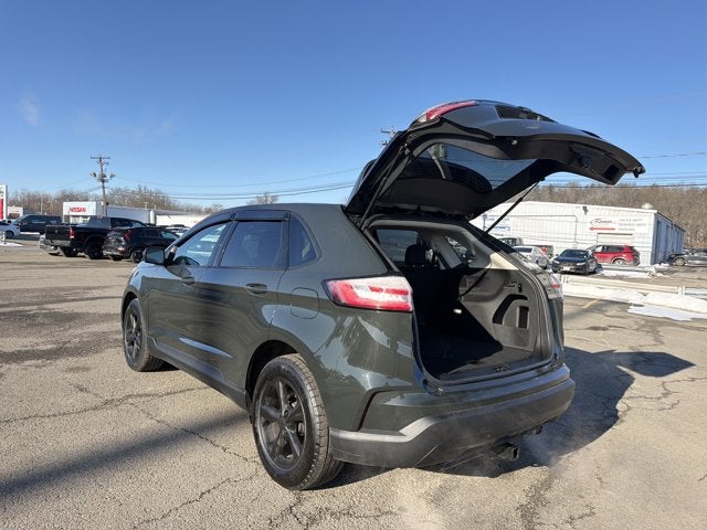 2023 Ford Edge SE