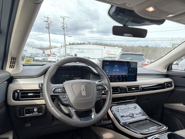 2023 Lincoln Nautilus Standard