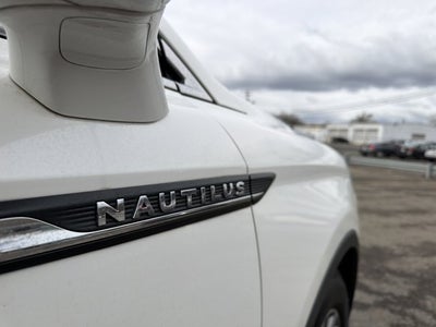 2023 Lincoln Nautilus Standard