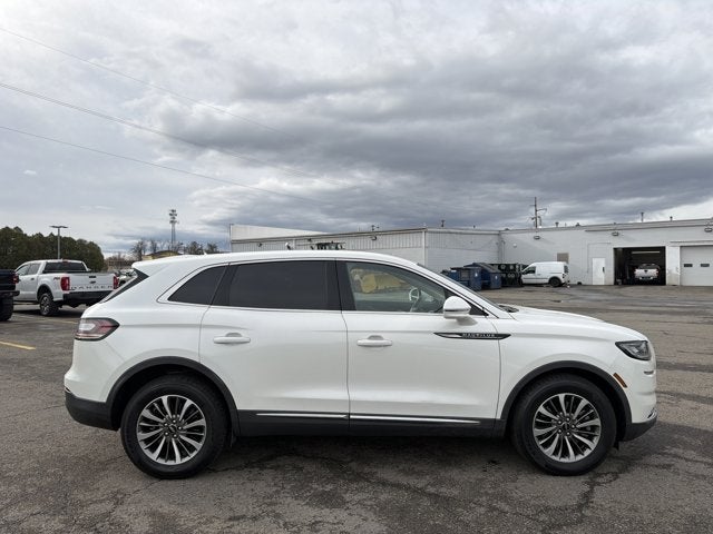 2023 Lincoln Nautilus Standard