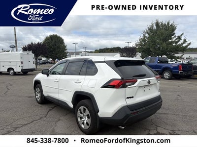 2022 Toyota RAV4 LE