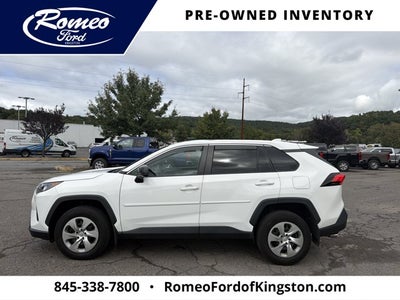 2022 Toyota RAV4 LE