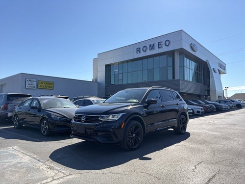 2024 Volkswagen Tiguan 2.0T SE R-Line Black