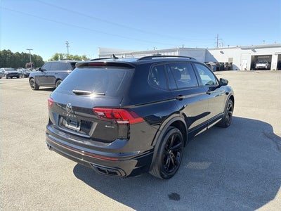 2024 Volkswagen Tiguan 2.0T SE R-Line Black