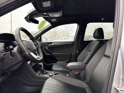 2024 Volkswagen Tiguan 2.0T SE R-Line Black