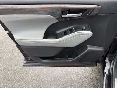 2023 Toyota Highlander Limited