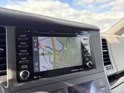 2019 Toyota Sienna XLE 8 Passenger
