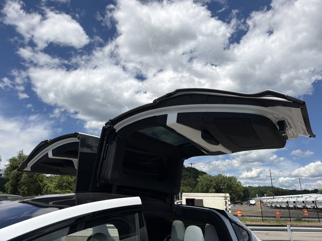 2024 Tesla Model X Plaid