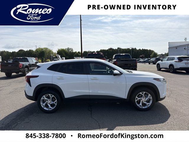2025 Chevrolet Trax LS