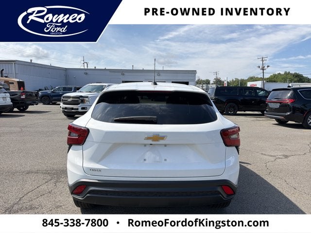2025 Chevrolet Trax LS