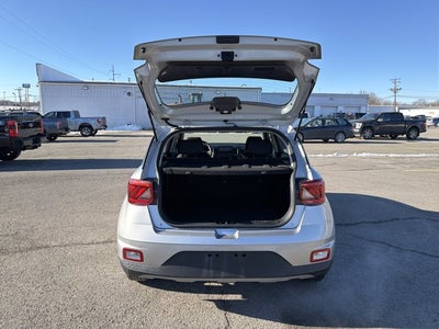 2023 Hyundai Venue SE